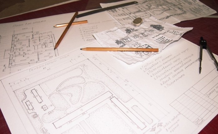 Оранжево-синий ластик предназначается для чертежных работ / Фото: pbs.twimg.com Оранжево-синий ластик предназначается для чертежных работ / Фото: pbs.twimg.com