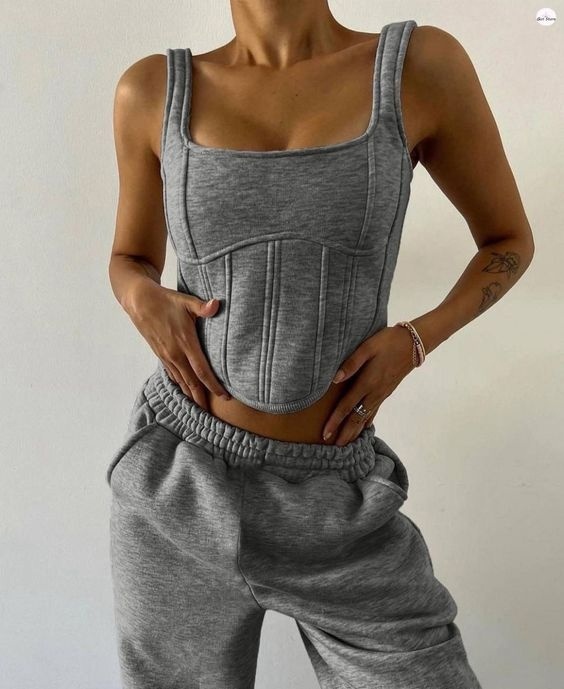 корсет из трикотажа спортивный стиль