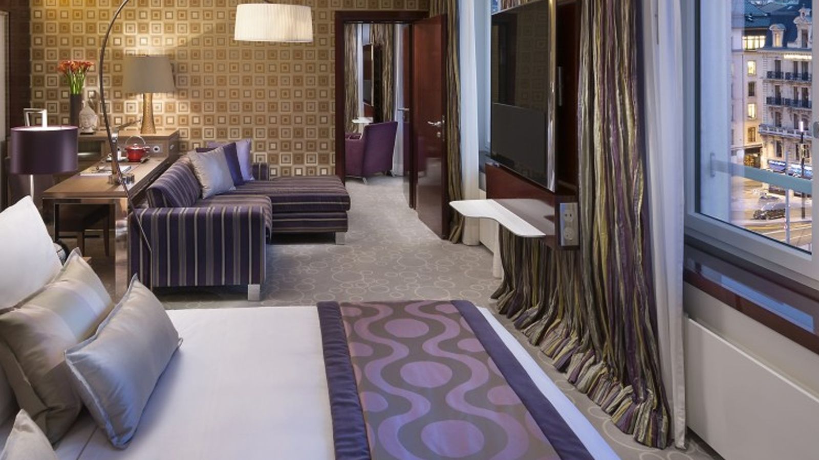 Постоялец гостиницы в Тбилиси взорвал ручную гранату в номере