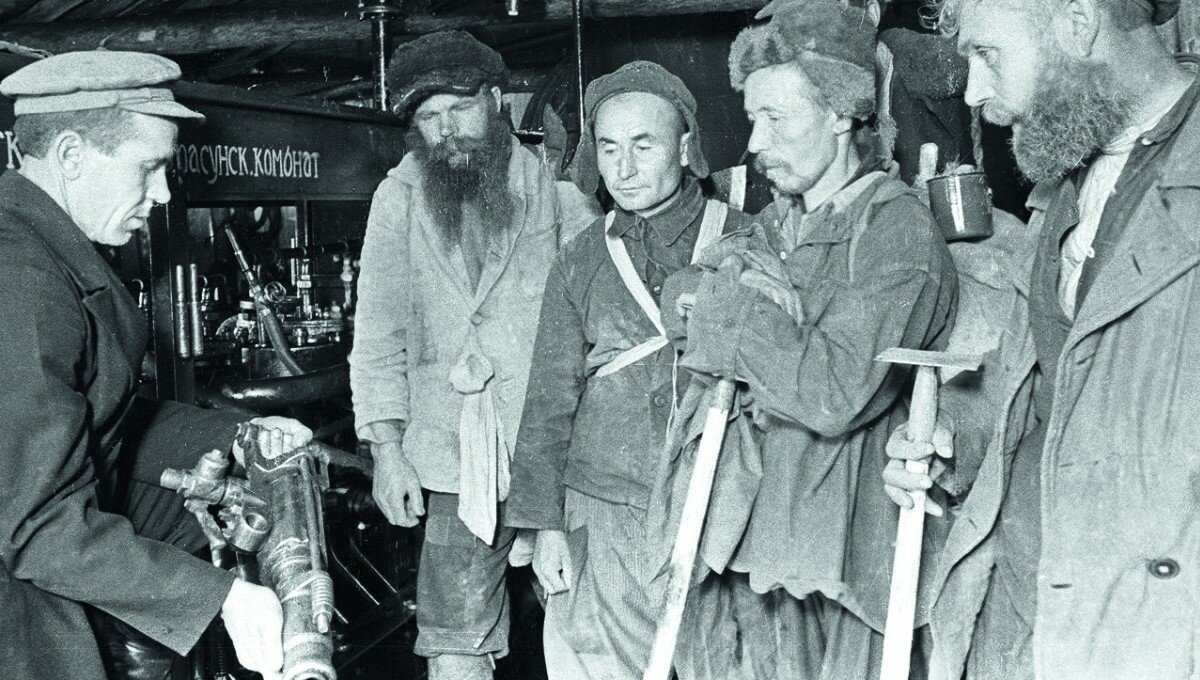 Сталинские артели