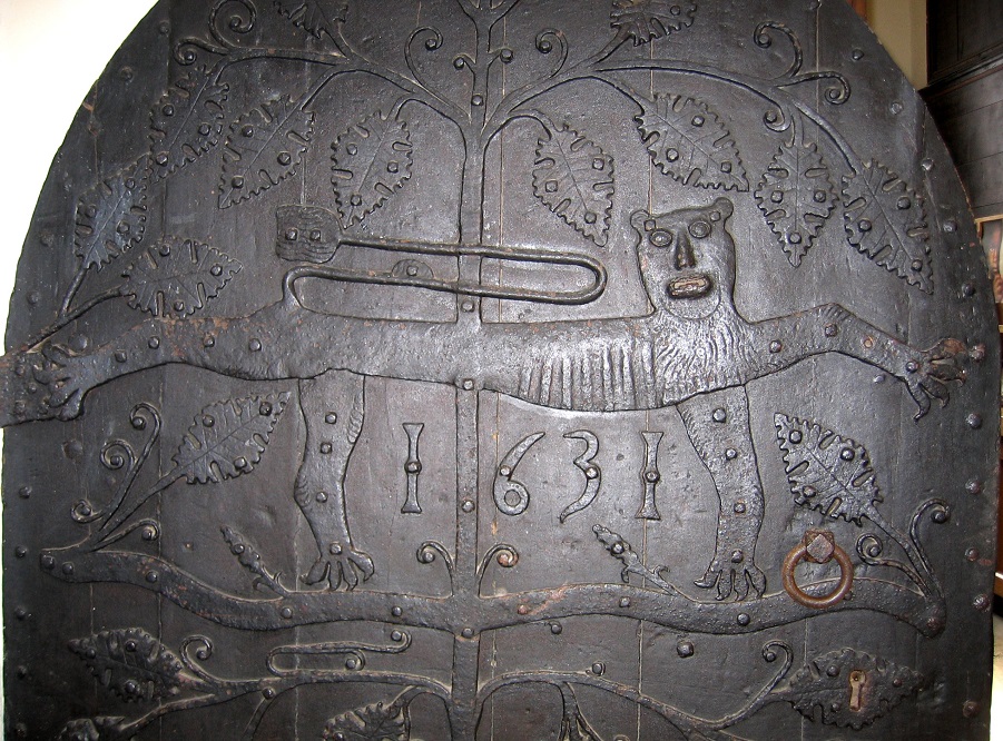 Хищник с человеческим лицом Хищник с человеческим лицом