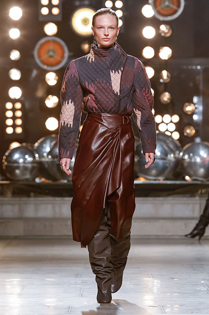 Неделя моды в Париже: Джиджи Хадид и Кайя Гербер на показе Isabel Marant осень-зима 2019/2020 Неделя моды в Париже: Джиджи Хадид и Кайя Гербер на показе Isabel Marant осень-зима 2019/2020 новости моды