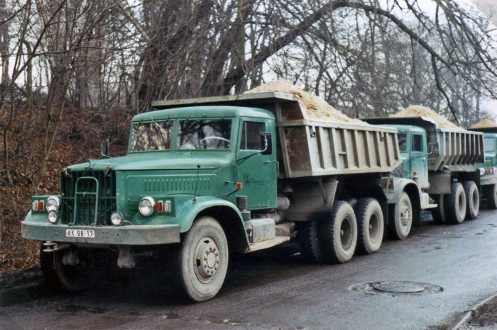 Грузовики всё-таки делать умели. /Фото: wikipedia.org.