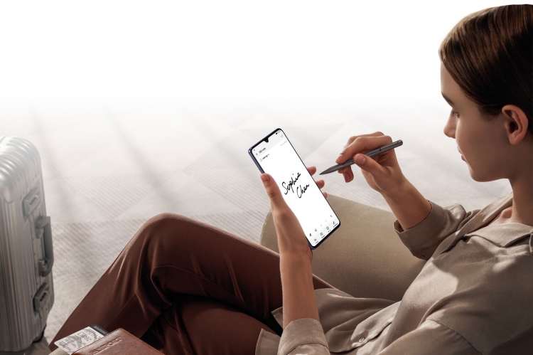 Huawei анонсировала версию 7,2" флагмана Mate 20 X с поддержкой 5G новости
