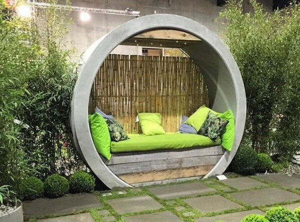 Бассейн, беседка и многое другое из бетонных колец