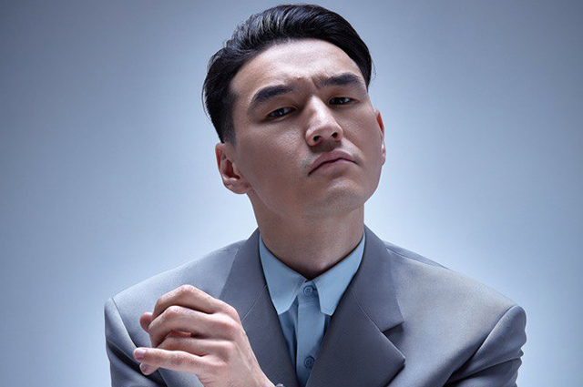 За что "отменяют" комика Нурлана Сабурова: хроника скандала