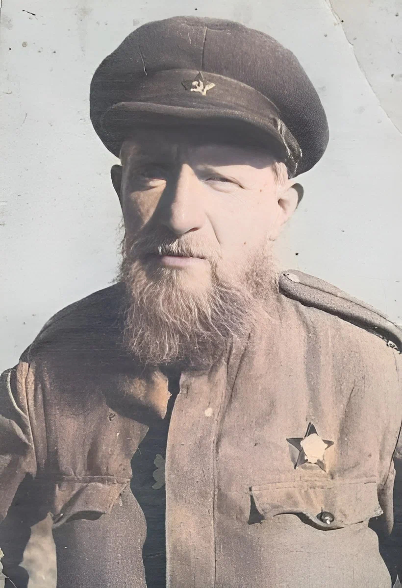 Даже командир не поверил способностям старика. Как снайпер "дед" уложил 350 фашистов ﻿