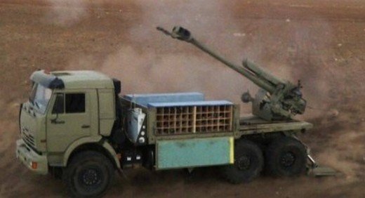 Трофейный Камаз с установленной на раму пушкой