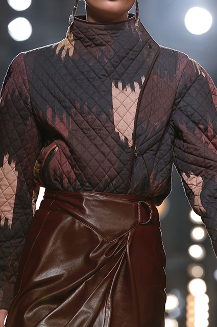 Неделя моды в Париже: Джиджи Хадид и Кайя Гербер на показе Isabel Marant осень-зима 2019/2020 Неделя моды в Париже: Джиджи Хадид и Кайя Гербер на показе Isabel Marant осень-зима 2019/2020 новости моды