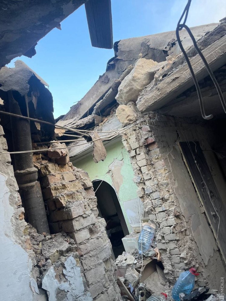 Фронтовое «мясо» начало прозревать — «Як воевать, когда семьи некуда девать?» Фронтовое «мясо» начало прозревать — «Як воевать, когда семьи некуда девать?» украина