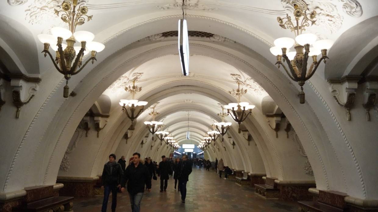 Москвичи поделились лайфхаками по экономии времени на пересадках в метро Общество