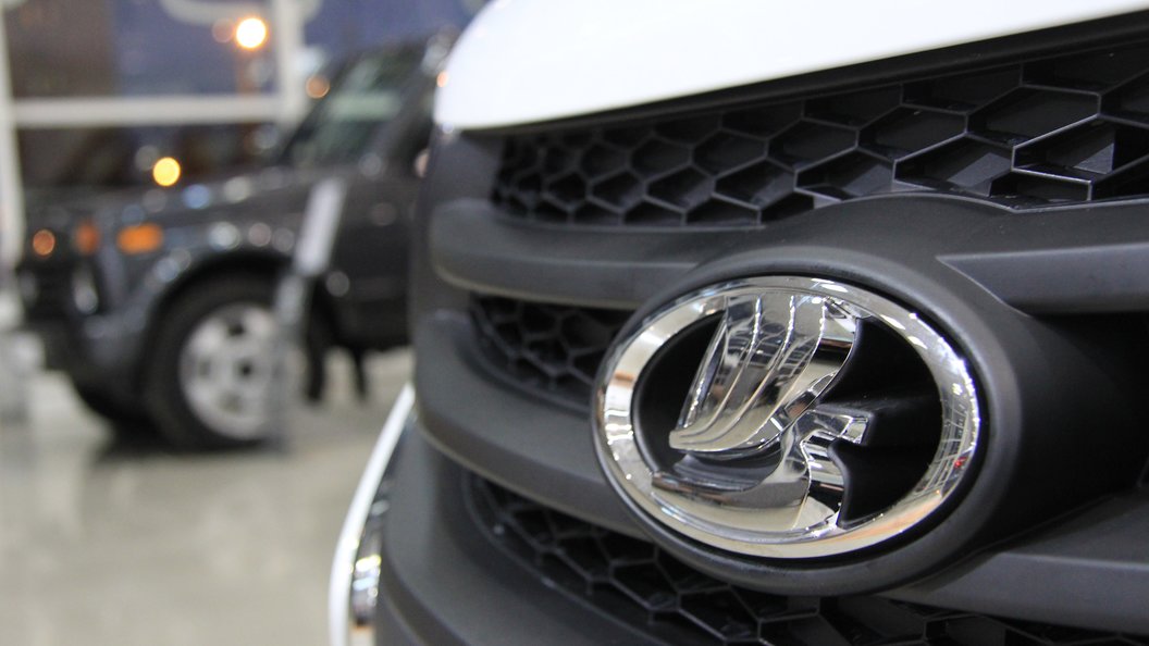 АвтоВАЗ анонсировал скорый выход внедорожной версии Lada Vesta