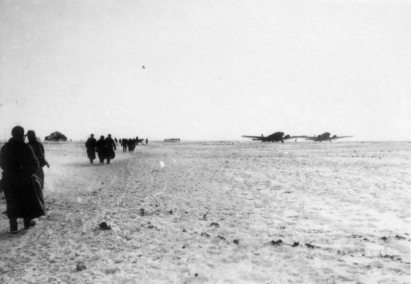 Поражение немецких 1-й танковой и 8-й полевой армий в Корсунь-Шевченковской битве г,Санкт-Петербург [1414662],история,респ,Крым [1434425]