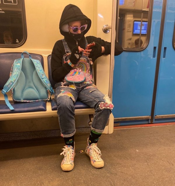 Модники и чудаки из метро Модники и чудаки из метро позитив,смешные картинки,юмор