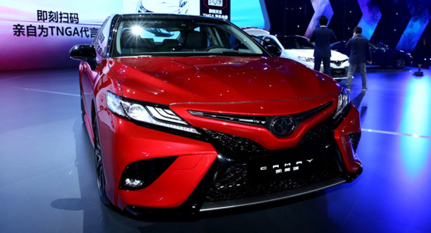 Китайская камри. Toyota Camry 2021 для Китая. Китайская Камри 70. Тойота Камри новая для Китая. Toyota Camry Guangzhou.