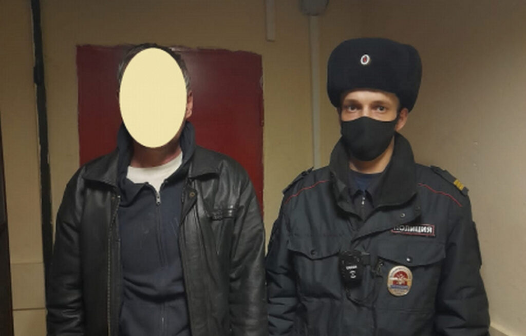 В Рязани задержали мужчину, угрожавшего зарезать 77-летнюю мать