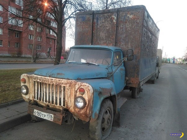 Авто-падаль Па́даль, гаражами, разберутся, точно, может, месяц, через, думали, парковки, итоге, гдето, оставляли, Тогда, глупо, вкладывать, ремонт, машины, остаются, жалко, автомобильной