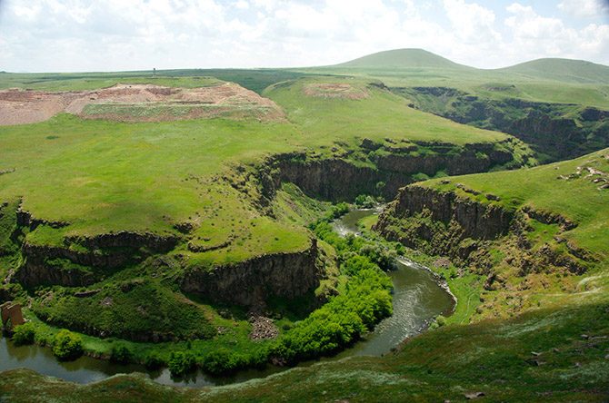 Город 1001 церкви: руины древнего Ани, в которых замерла история 