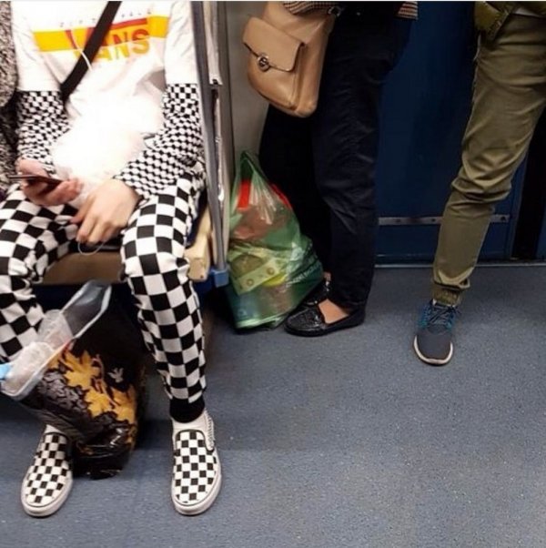 Модники и чудаки из метро Модники и чудаки из метро позитив,смешные картинки,юмор