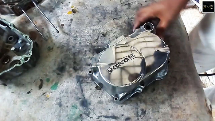 Как восстановить и отполировать крышку двигателя Как восстановить и отполировать крышку двигателя автомобили,тюнинг