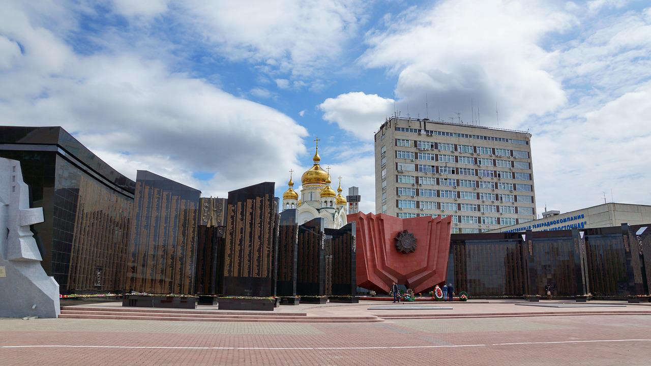 Школы и вокзалы Хабаровска эвакуируют после сообщения об угрозе взрыва