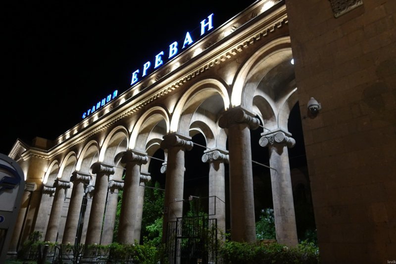 Поезд Ереван-Тбилиси. Остатки былой роскоши путешествия, факты, фото