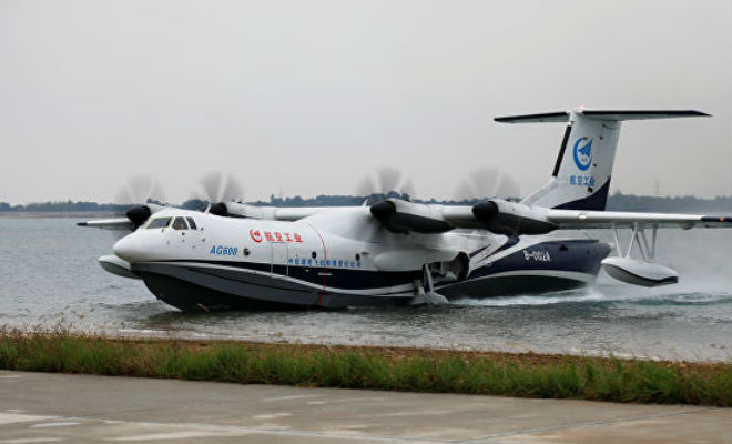 Смотрим взлет самого большого гидросамолета мира с воды: видео AG600, сможет, Самый, крыла, километров, тысяч, расстояния, преодолевать, метра, размах, массу, метров, гидросамолета, китайского, ходомДлина, своим, берег, брать, проводить, тоннВ