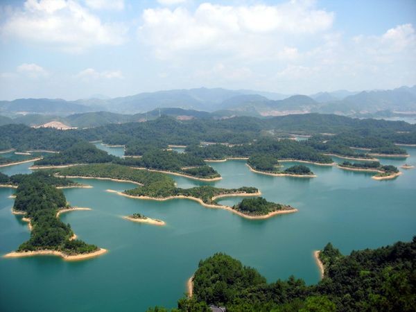  Озеро тысячи островов Цяньдаоху, на дне которого покоятся старинные города китай, находки, открытие