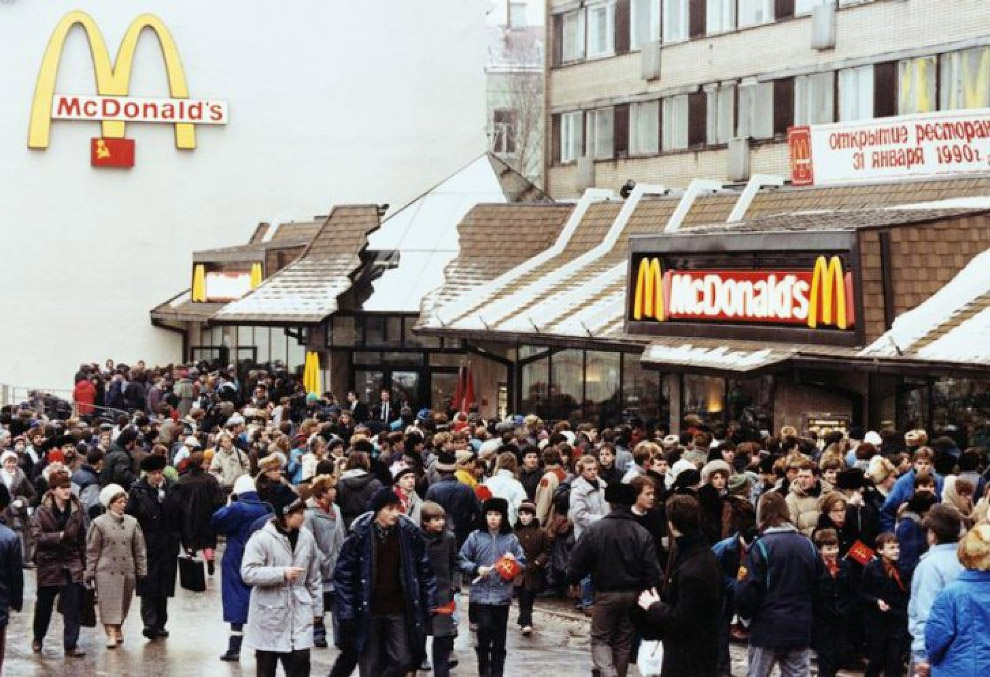 30 лет Макдоналдсу в России самый, открытия, января, Москве, большой, заказов, момент, Пушкинской, ресторан, площади, рестораны, McDonald&039s, первого, летом, открылся, ресторане, производится, «Макдоналдс», Обычно, 10—15