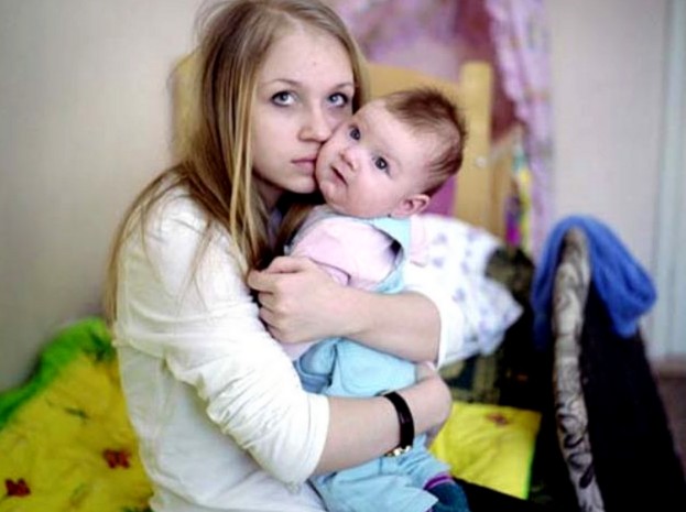 Несовершеннолетние родители