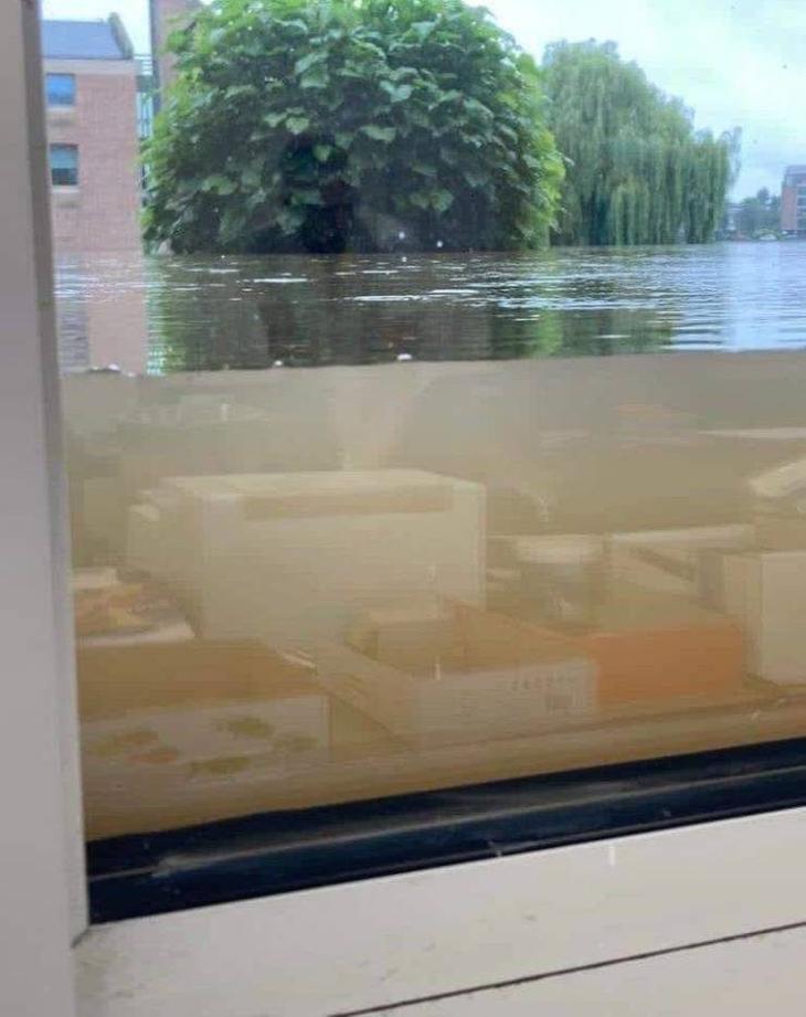 Прикольные мемы и картинки Прикольные мемы и картинки