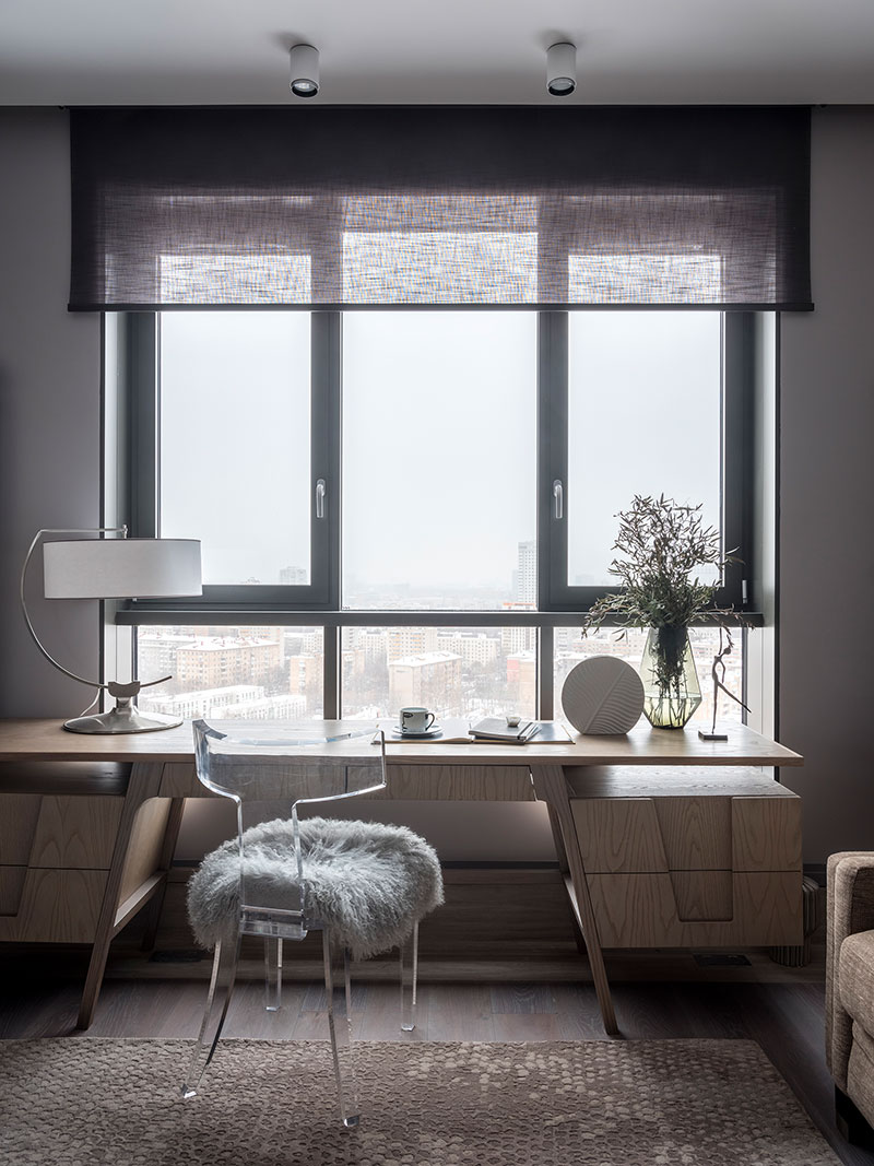 Глубокие оттенки и спрятанная спальня: необычная квартира студентки в Москве интерьер и дизайн