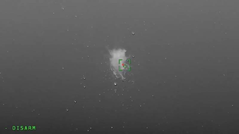 Проект контейнерного ЗРК от компаний Invariant Corporation и HDT Global  оружие