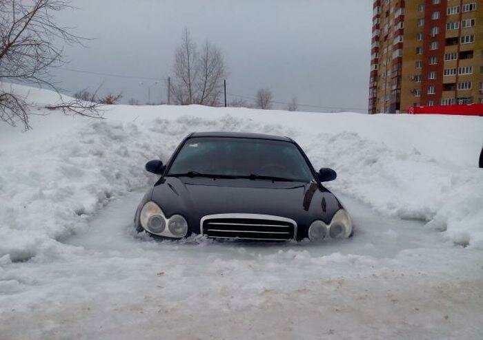 10 Самых неожиданных случаев с автомобилями на парковке утром, летом, только, когда, здесь, зимой, вообще, автомобилей, может, России, попал, автомобилистам, отдерешь, климат, чтобы, можно, бумажки, приходится, хорошо, градусов