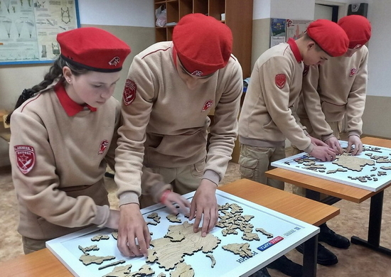 Юнармейцы Иркутской области приняли участие в военно-спортивной игре «Зарница»