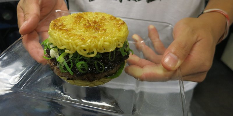 5 на удивление вкусных блюд из Доширака 5 на удивление вкусных блюд из Доширака вкусно, доширак, еда, лапша, рецепт