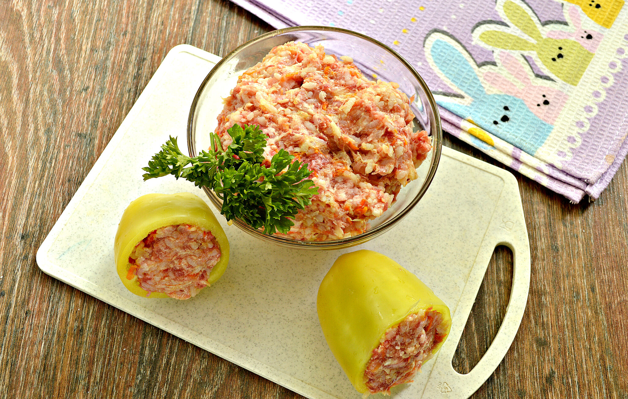 перец фаршированный булгуром. перец фаршированный полуфабрикат. полная и частичная фаршировка. перец фаршированный "bulgarconserv". перец фаршированный купец.