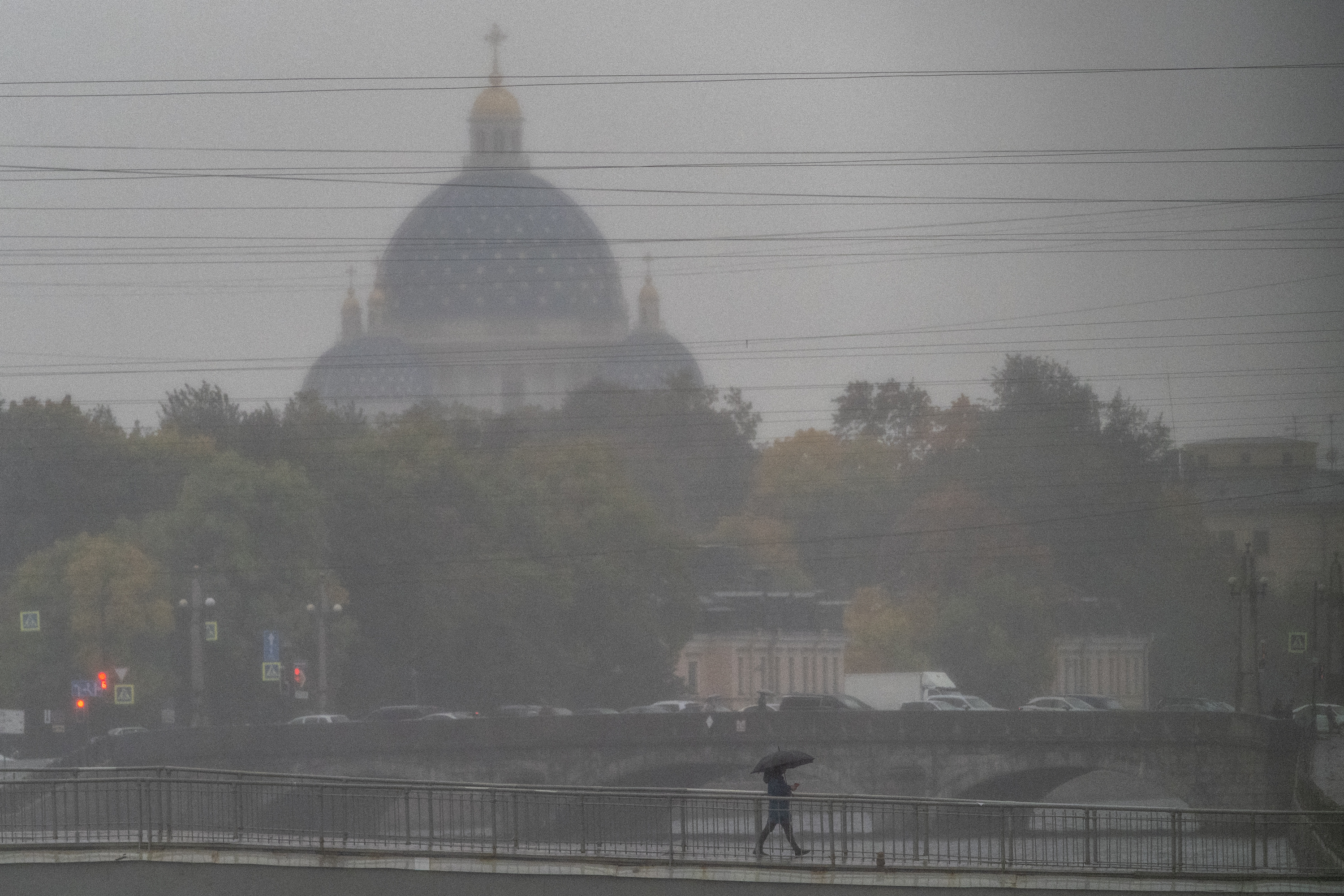 Когда начнется дождь в спб. Дождь в Петербурге. Дождь в Петербурге фото. Картинки СПБ дождь прозрачный фон. Когда будет дождь в СПБ.