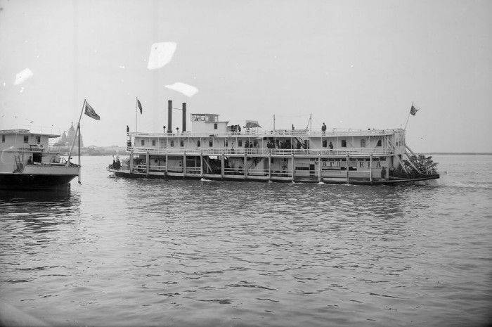 Волжские пароходы: на извозе и в боях на Гражданской Волжские пароходы: на извозе и в боях на Гражданской история