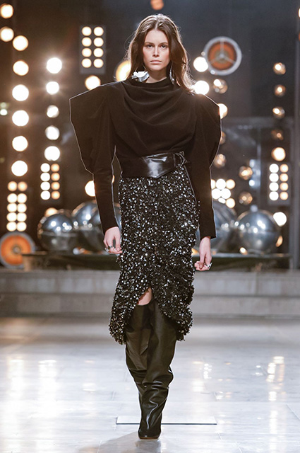 Неделя моды в Париже: Джиджи Хадид и Кайя Гербер на показе Isabel Marant осень-зима 2019/2020 Неделя моды в Париже: Джиджи Хадид и Кайя Гербер на показе Isabel Marant осень-зима 2019/2020 новости моды