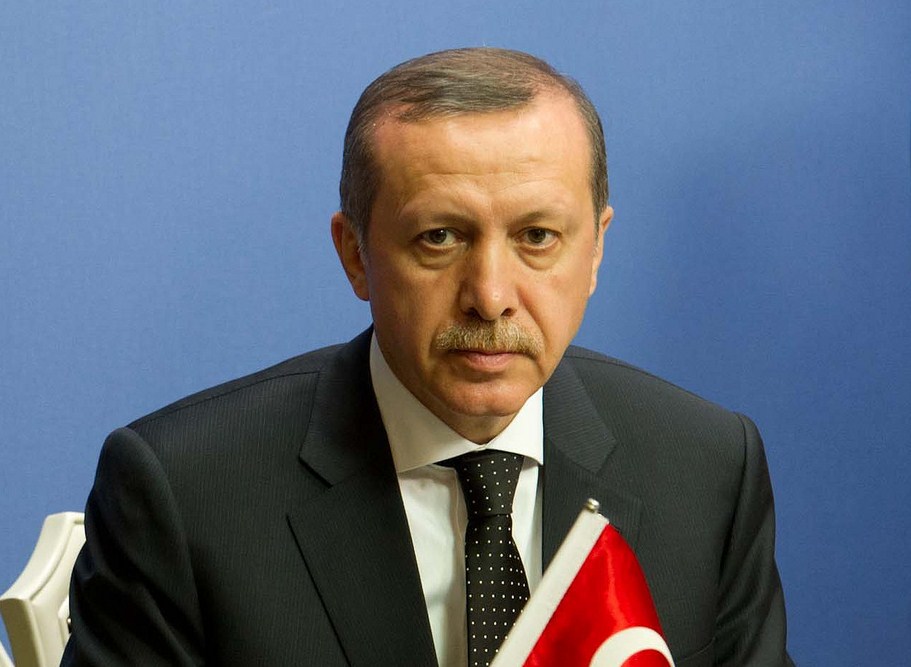 В преддверии встречи в Берлине Эрдоган отметил, что намерен поговорить о Сирии