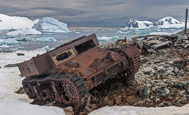 76 назад американцы тайно переправили в Антарктиду танки, а потом засекретили операцию Культура