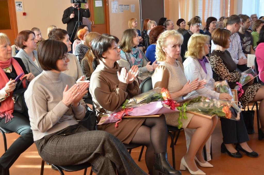 Лучших педагогических работников чествовали в Вышневолоцком округе