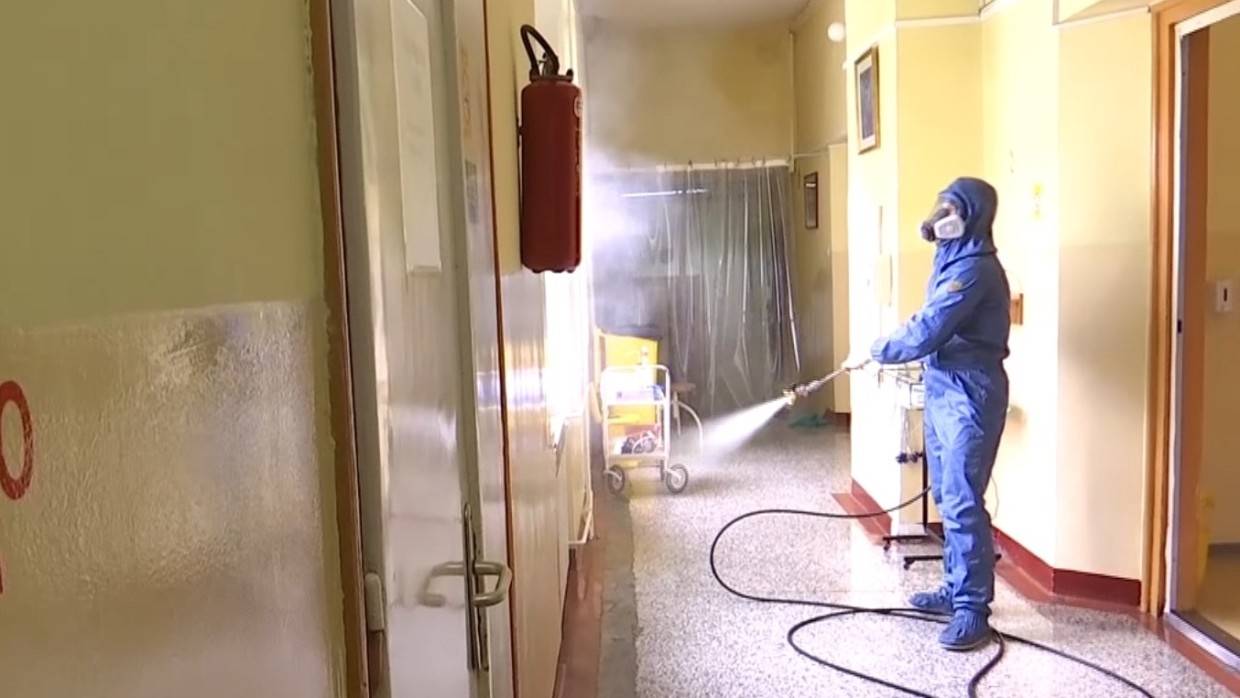 Бойцы РХБ защиты провели массовую дезинфекцию всех сборных пунктов призывников в ЮВО