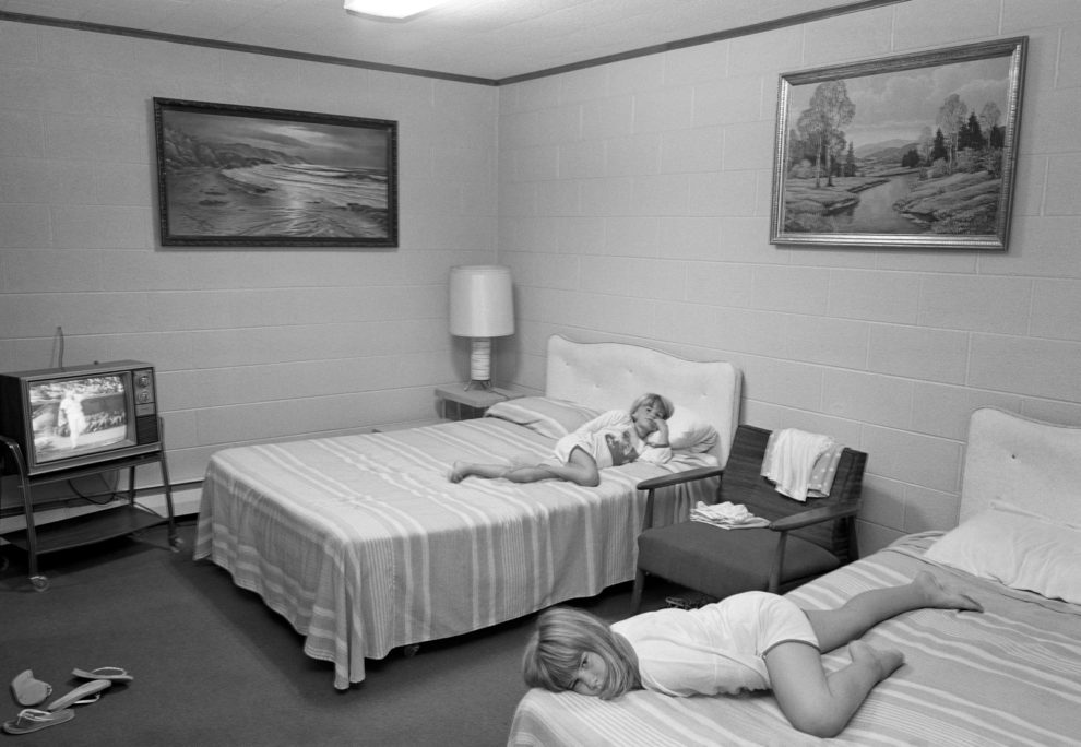 Черно-белые снимки повседневной жизни в Мичигане в 1970-х и 80-х годах