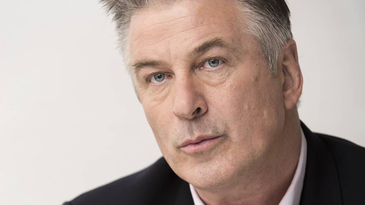 Алек Болдуин расчувствовался перед поклонниками после резкой критики в Twitter