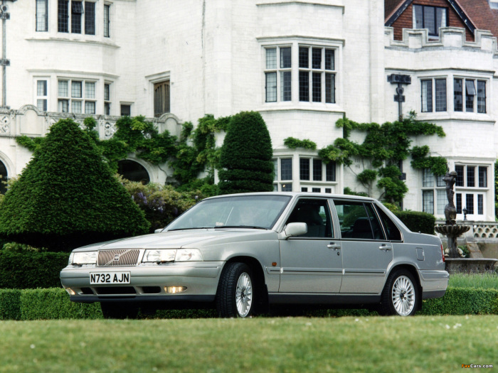 7 шикарных автомобилей из 1990-х, которые все еще можно найти на рынке 7 шикарных автомобилей из 1990-х, которые все еще можно найти на рынке авто,автомобиль,автосалон