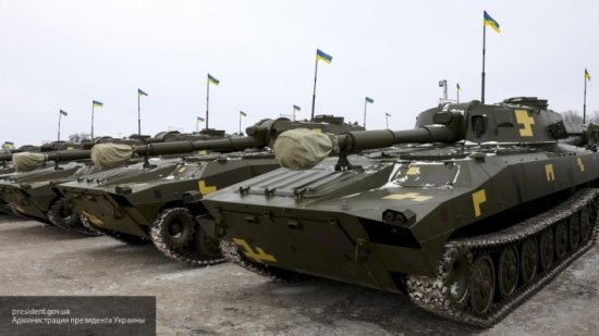 ВСУ прицельно бьют по мирным жителям и стягивают наступательную технику в Донбасс