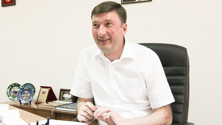 Член крымского правительства Заур Смирнов назвал строительство Украиной телевышки бессмысленной тратой денег 