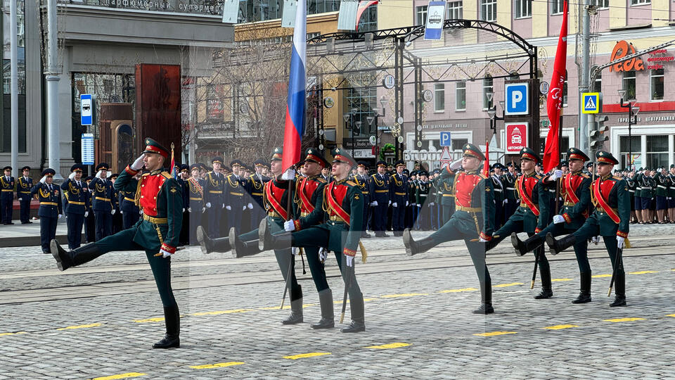 Парады Победы прошли в нескольких российских регионах